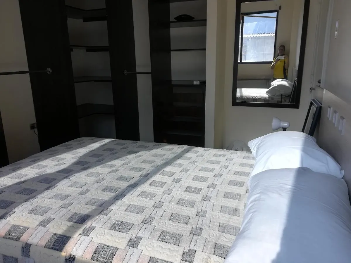 Alojamiento Castelnouvo, Entre Rios, Guayaquil, Ecuador Accommodatie bij particulieren Guayaquil