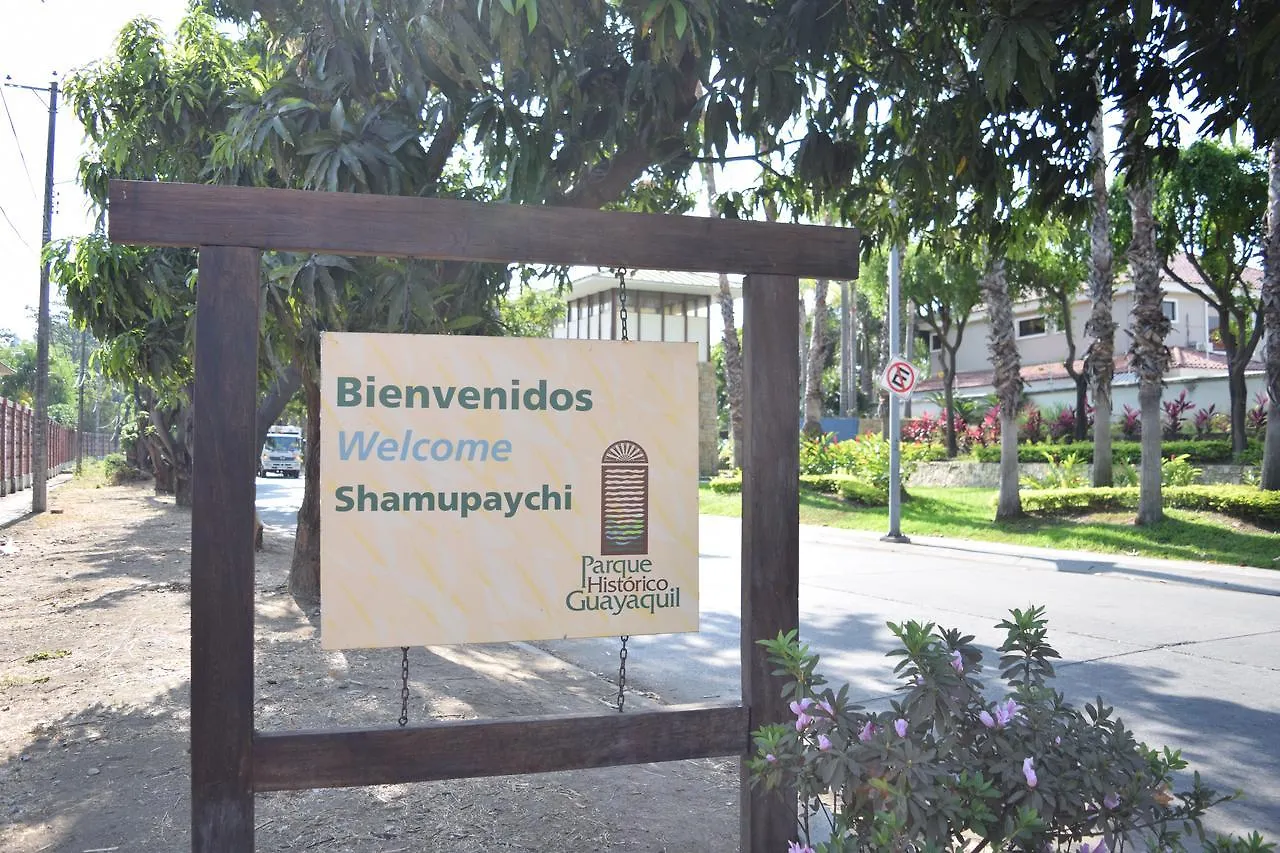 Alojamiento Castelnouvo, Entre Ríos, Guayaquil, Ecuador Equador