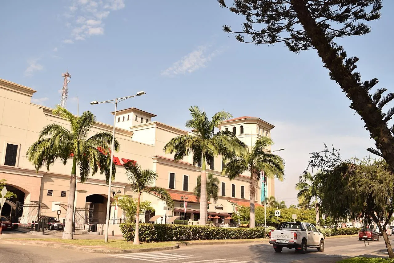 Quarto em Acomodações Particulares Alojamiento Castelnouvo, Entre Ríos, Guayaquil, Ecuador